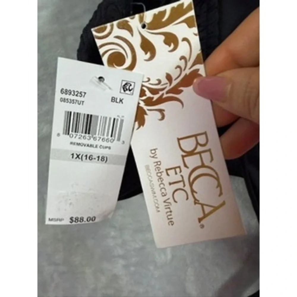 NWT Becca ETC Plus Size Castaway Textured High-Neck Bikini Top 1X (16-18) $88